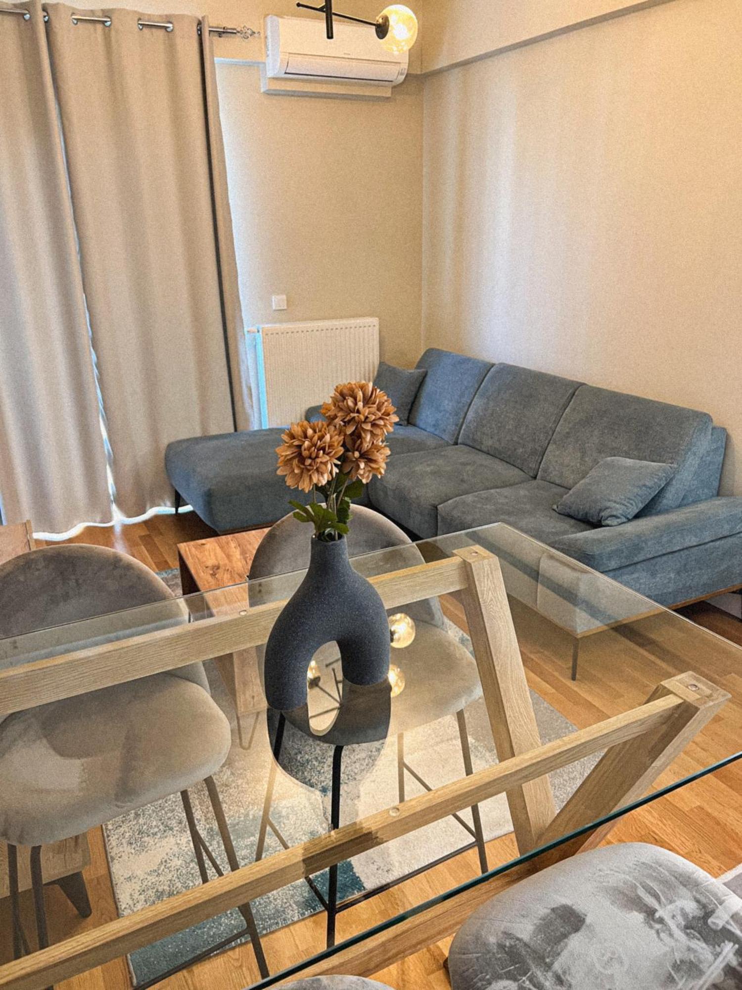 180° View Apartment In Diamond Building Скопье Экстерьер фото