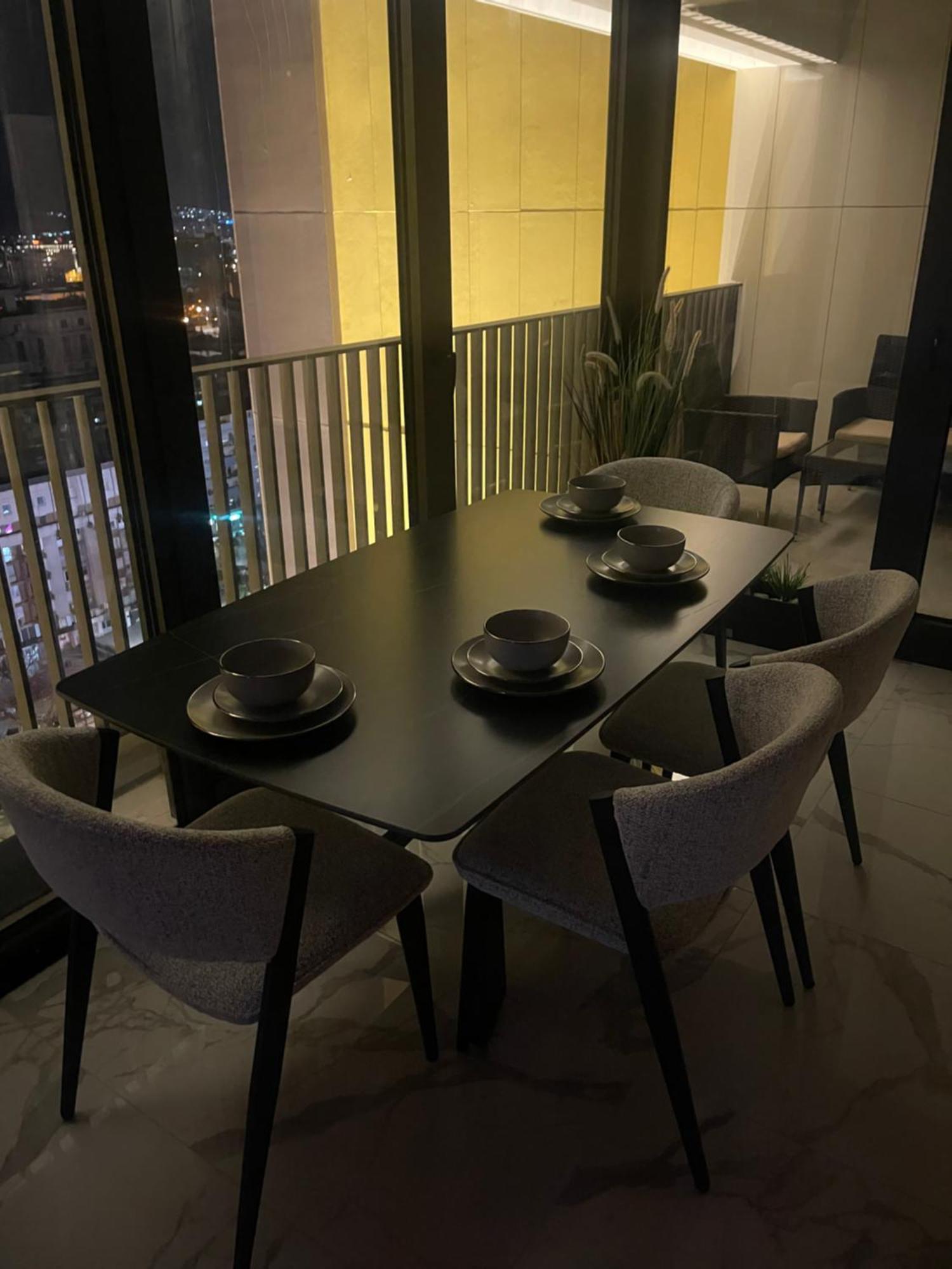 180° View Apartment In Diamond Building Скопье Экстерьер фото
